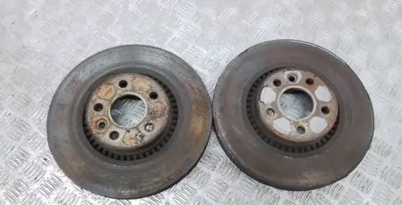 Volvo V70 Front brake disc