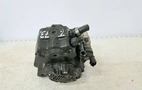 Volvo XC70 Fuel injection high pressure pump 0445010043 8689590