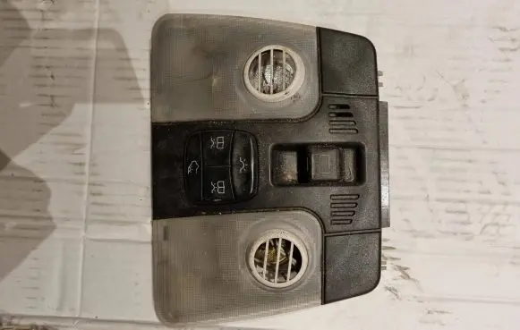 Mitsubishi Space Wagon Other interior light 0000