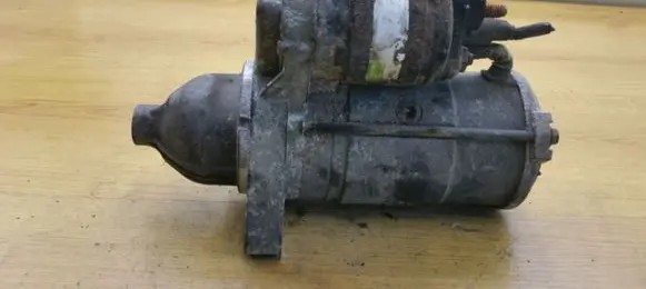 Toyota Avensis T270 Starter motor