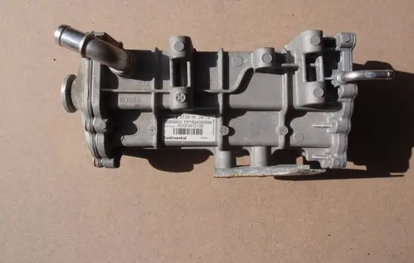 Iveco Daily 4th gen Other cylinder head part X8956003 FPT504385699 A2C53412130