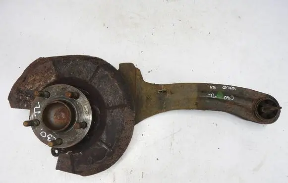 Volvo C30 Rear wheel hub