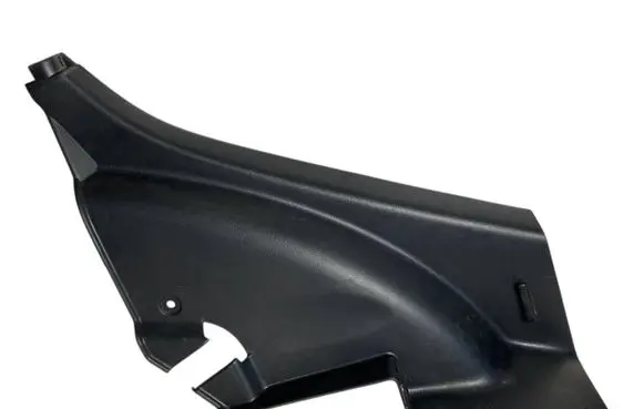 (D)pillar trim (top)