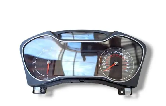Speedometer (instrument cluster)