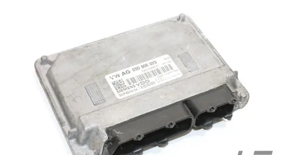 Skoda Fabia Mk1 (6Y) Engine control unit/module 03D906023
