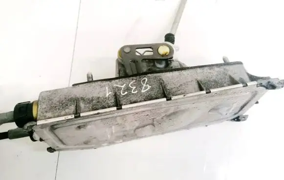 Audi A1 Gear shifter/selector 6Q0711061E