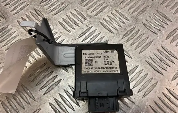 KIA Sportage Light module LCM 92170F1000