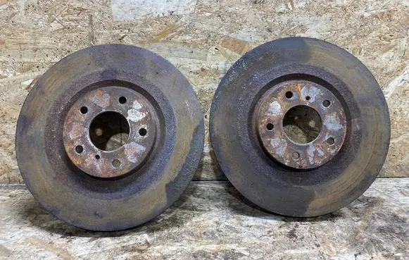 Infiniti G37 Front brake disc