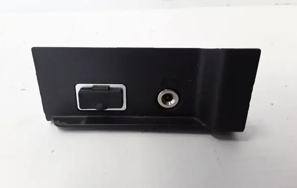 Volvo V60 AUX in-socket connector 31285608