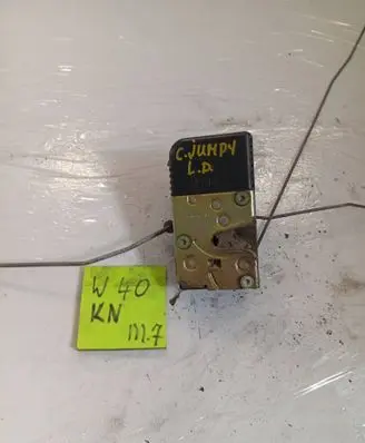 Peugeot 406 Front door lock 1212123