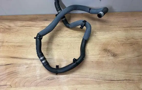Renault Austral Engine coolant pipe/hose 215136662R