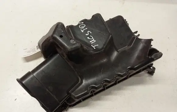 Hyundai Tucson JM Air filter box cover 281122E250