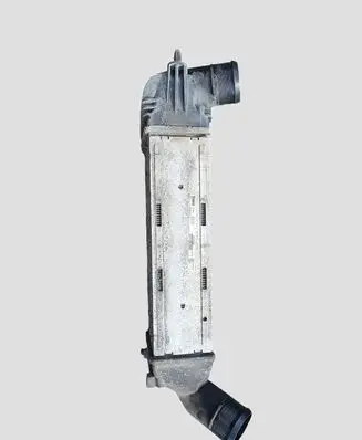 Citroen C5 Intercooler radiator 9657073480