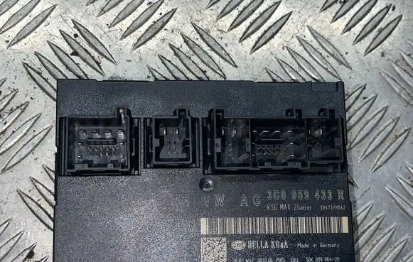 Volkswagen PASSAT B6 Comfort/convenience module 3C0959433R 5DK00906420 S0472H042