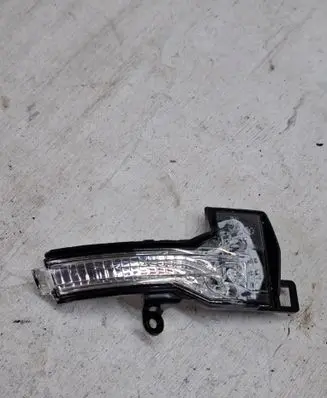 Volkswagen Polo VI Mirror indicator light 2G0949102
