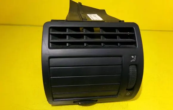 Seat Alhambra (Mk1) Dashboard side air vent grill/cover trim 7M3819703