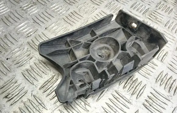 Seat Altea Front bumper mounting bracket 5P0807184A