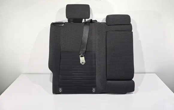 Toyota Auris E180 Rear seat 