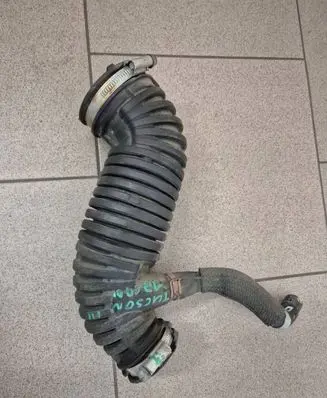 Hyundai Tucson TL Air intake hose/pipe 28130D3100