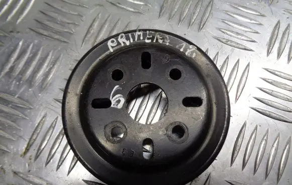 Nissan Primera Alternator pulley 