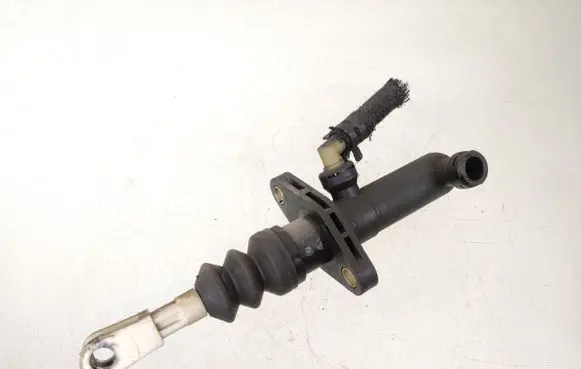 Clutch master cylinder
