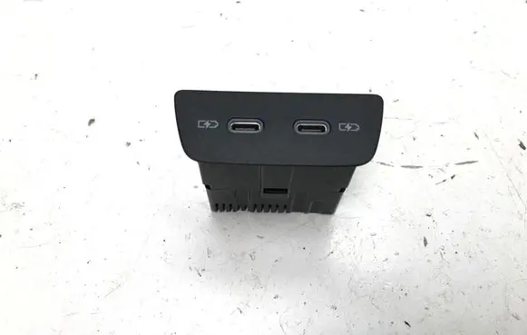 Audi Q4 e-tron USB socket connector 2G6035954