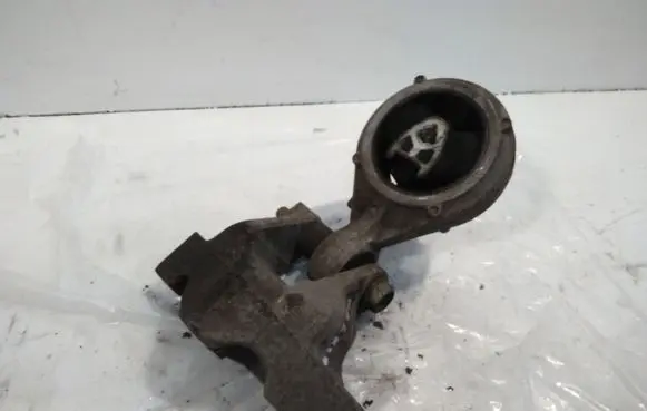 Nissan Qashqai Engine mount bracket 11332BB50A