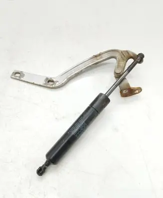 Mercedes-Benz E W210 Tailgate/trunk/boot hinge