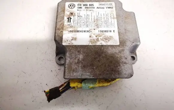 Volkswagen Touran I Airbag control unit/module 1t0909605 5wk43150