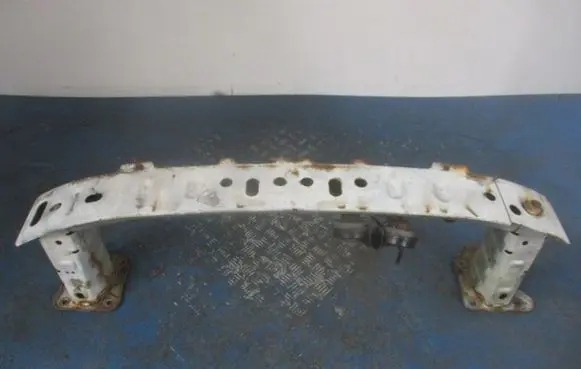 Ford Focus C-MAX Front bumper support beam 