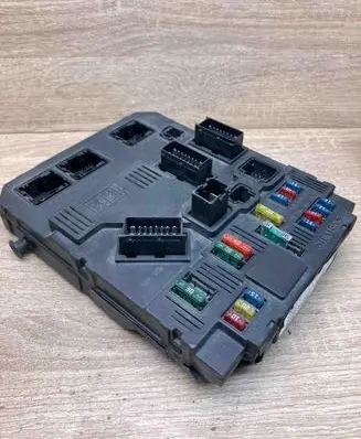 Citroen C3 Fuse module S118085200H