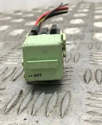 BMW 5 E60 E61 Other relay 8373700
