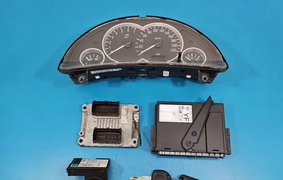 Opel Corsa C Engine control unit/module ECU 0261207962 IMPRK1578039