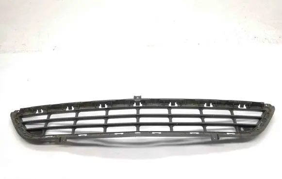 Opel Mokka Front grill 95080698