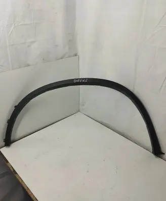 BMW X6 E71 Front arch trim 7176235