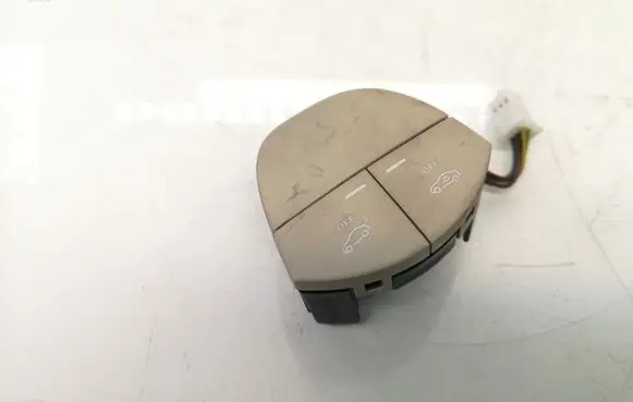 Mercedes-Benz E W211 Alarm switch A2118213151 8702533022 74108622