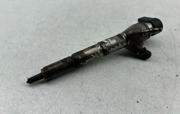 Nissan Qashqai Fuel injector A2C59507596