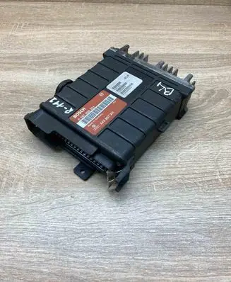 Volkswagen PASSAT B4 Engine control unit/module ECU 443907311 0261200251
