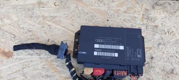 Audi A4 S4 B6 8E 8H Comfort/convenience module 3C0937049E