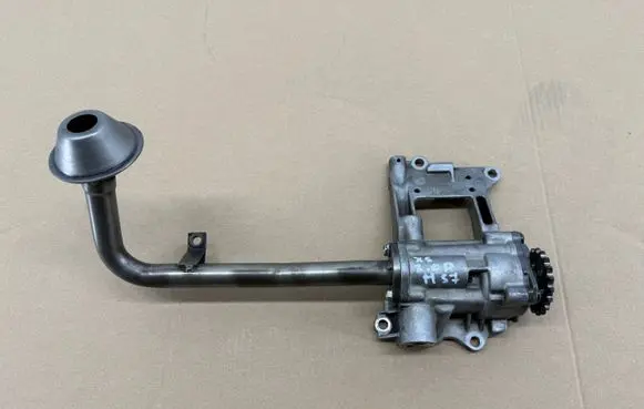 BMW X5 E53 Oil pump 7789838 8706651032