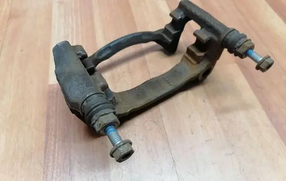 Renault Megane IV Front Brake Caliper Pad/Carrier 410151464R