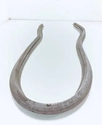 Skoda Octavia Mk2 (1Z) Engine compartment rubber 1Z0823723A
