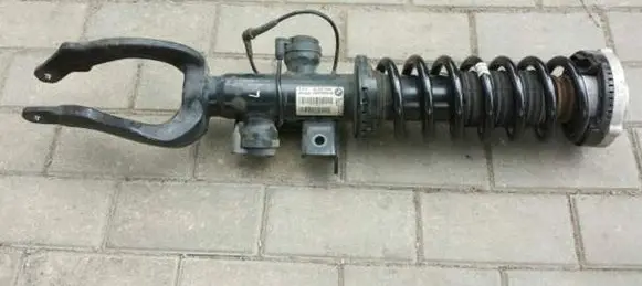 BMW 7 F01 F02 F03 F04 Front shock absorber with coil spring 37116792695
