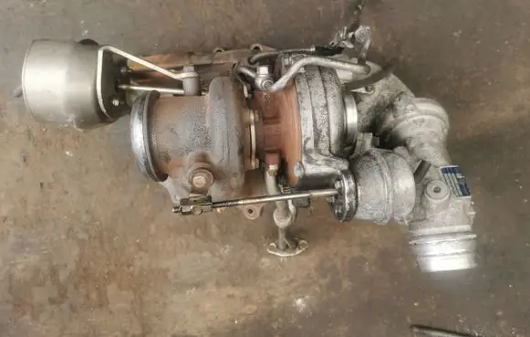 Mercedes-Benz E W212 Turbo A6510906180000