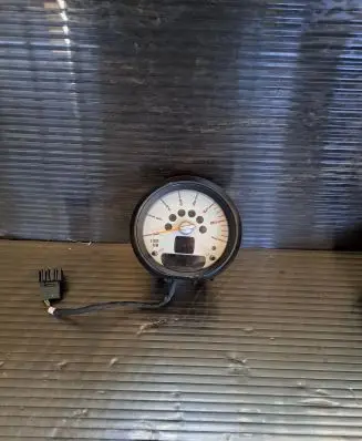 Mini Cooper Countryman R60 Tachometer 9275560