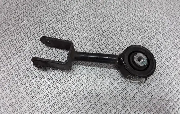 Alfa Romeo 156 Engine mount bracket
