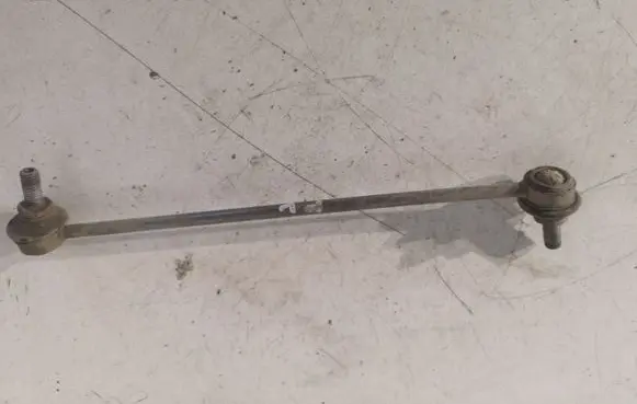 Front anti-roll bar/stabilizer link