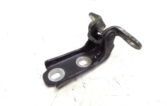 Cadillac CTS Rear door lower hinge A048445