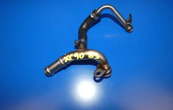 Volvo XC90 Engine coolant pipe/hose