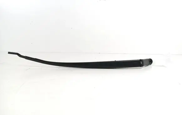 Toyota Auris 150 Front wiper blade arm 8521102180